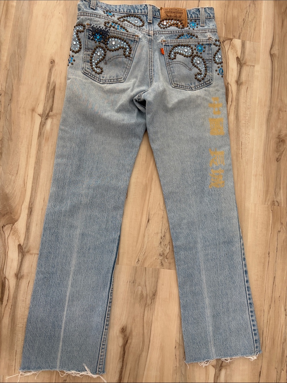 Levi's Light Blue Embellished Wide-Leg Jeans - Picture 6 of 9